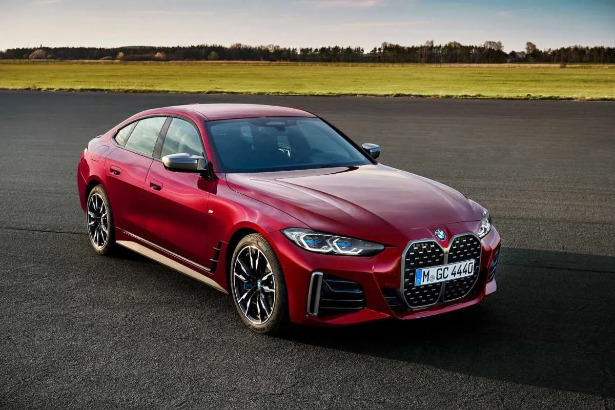 Rudenį pasirodys naujasis „BMW 4 Gran Coupe“