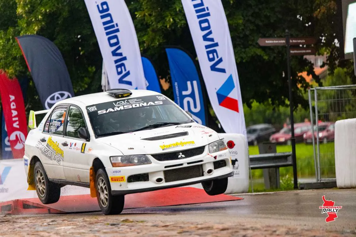 „Samsonas Rally Rokiškis“ lyderis po pirmos dienos – Martynas Samsonas