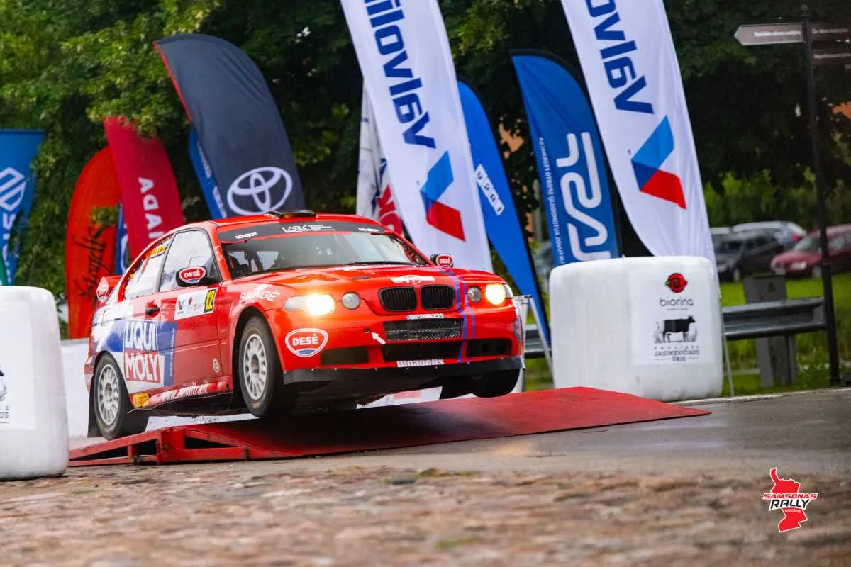 „Samsonas Rally Rokiškis“ lyderis po pirmos dienos – Martynas Samsonas