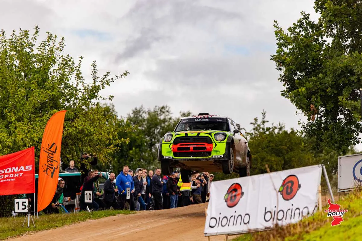 „Samsonas Rally Rokiškis“ nugalėtojai paaiškėjo tik paskutiniame greičio ruože