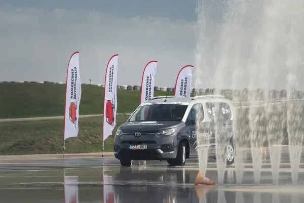 Startuoja tradiciniai Lietuvos komercinio automobilio rinkimai