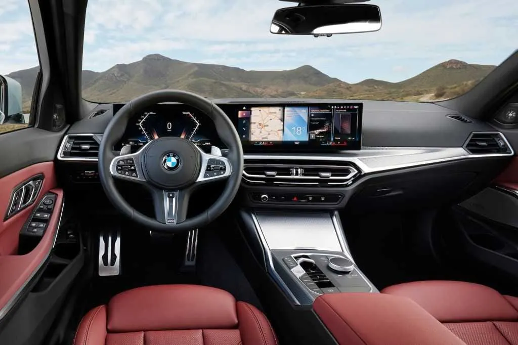 Atnaujinti „BMW 3“ modeliai – turės net 7-ias iš tinklo įkraunamo hibrido versijas