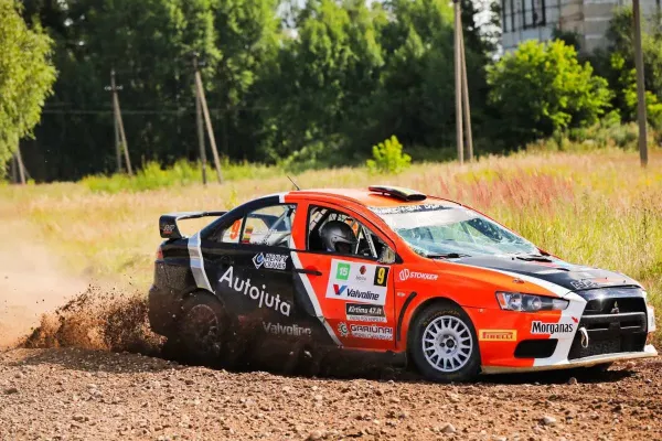 „Samsonas Rally Rokiškis 2021“: ką naujo žiūrovams ir dalyviams šiemet ruošia organizatoriai?