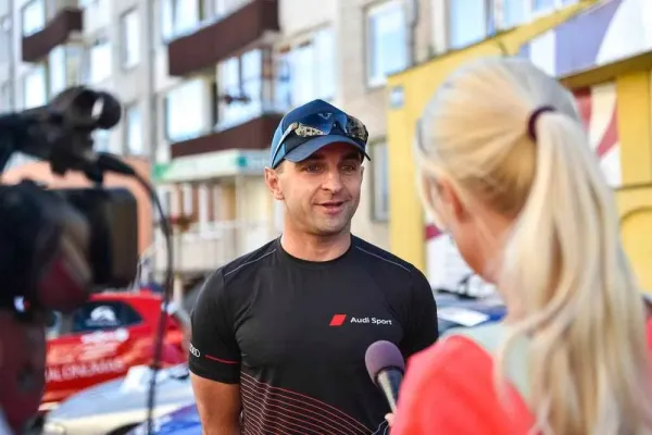 Vytautui Švedui šturmano kėdė "Press ralyje" pabodo - ryžosi eksperimentui