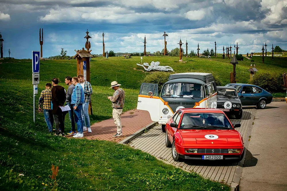 Prezidento Antano Smetonos keliais riedės istoriniai automobiliai