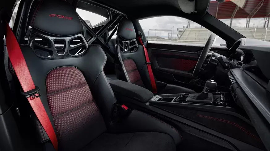 Naujasis „Porsche 911 GT3 RS” kupė: 525 AG variklis ir pirmasis šimtas per 3,2 sekundės