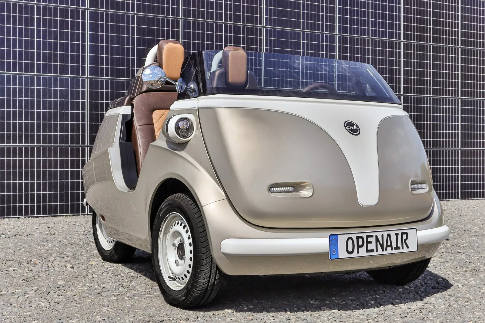 Pagaminta Vokietijoje: pagal „BMW Isetta” sukurtas elektromobilis „Evetta”