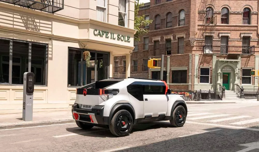 Naujasis konceptualus „Citroën Oli“: radikalus, atsakingas ir optimistinis požiūris į ateities mobilumą