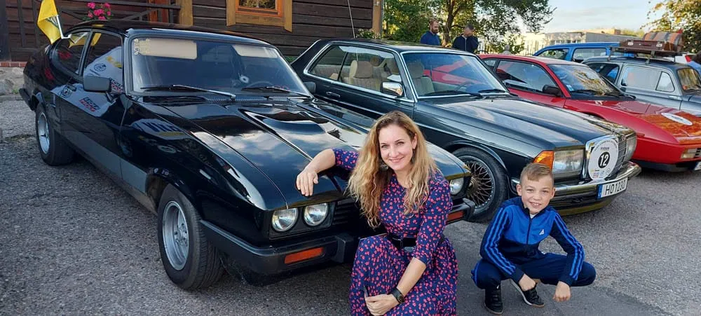 Istorinių automobilių ralio kolonoje – skirtingi eksponatai