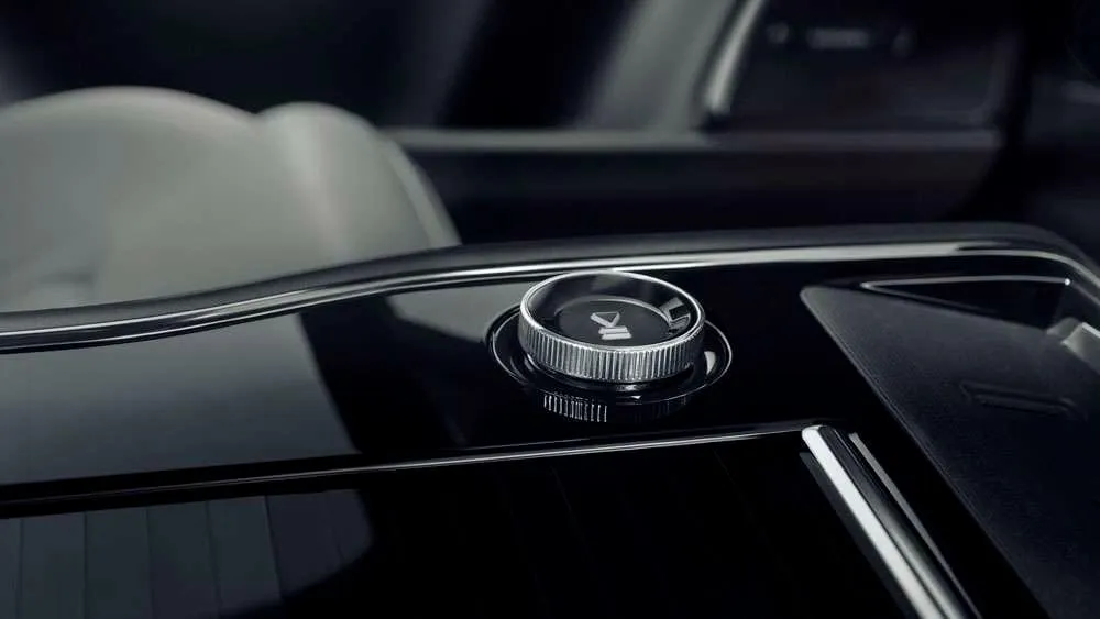 „Polestar 3” krosoveris: į superautomobilį panaši aerodinamika ir daugiau kaip 600 km vienu įkrovimu