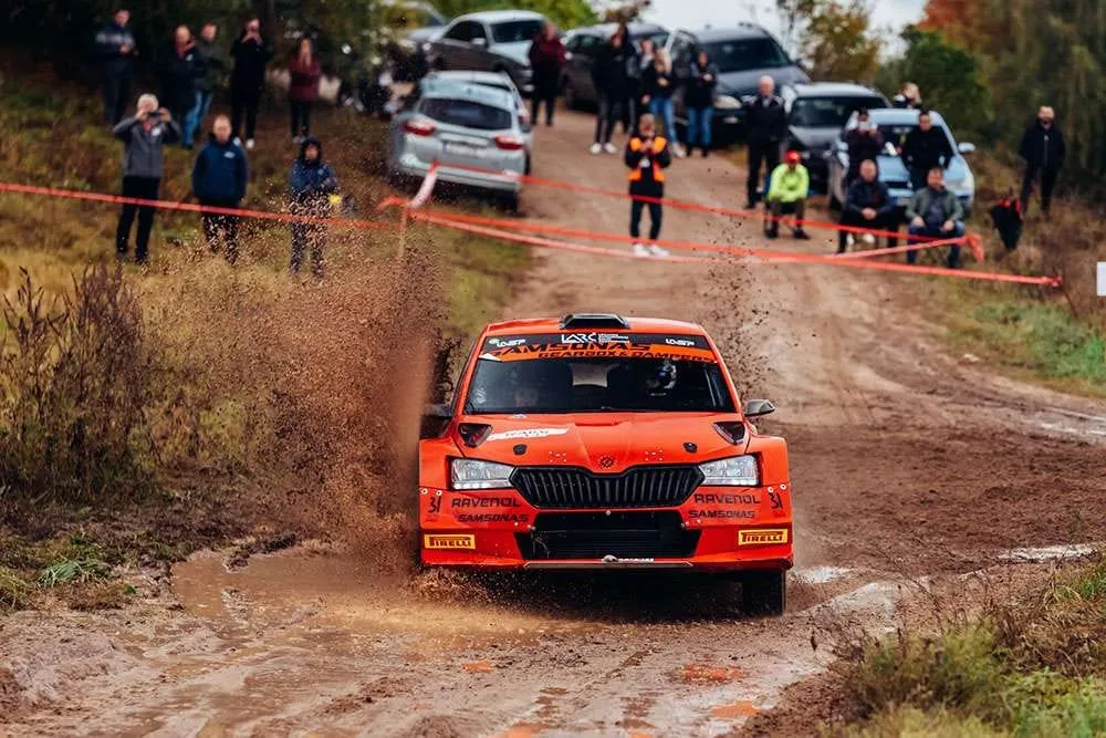 „Samsonas Rally Utena“ nugalėtojai – svečių iš Suomijos duetas