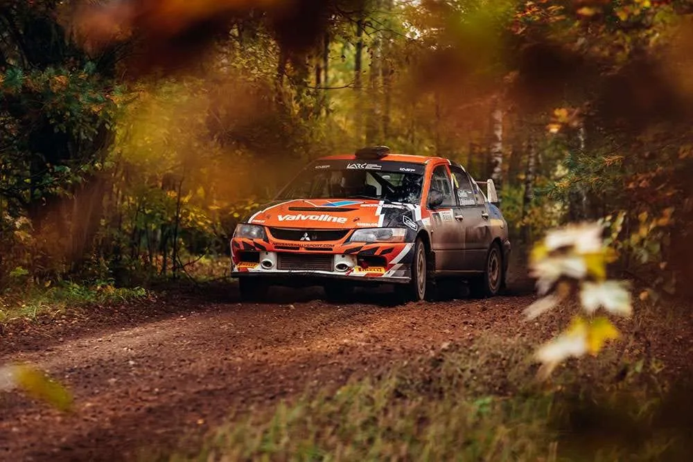 „Samsonas Rally Utena“ nugalėtojai – svečių iš Suomijos duetas