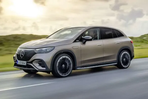 Mercedes-Benz EQE SUV