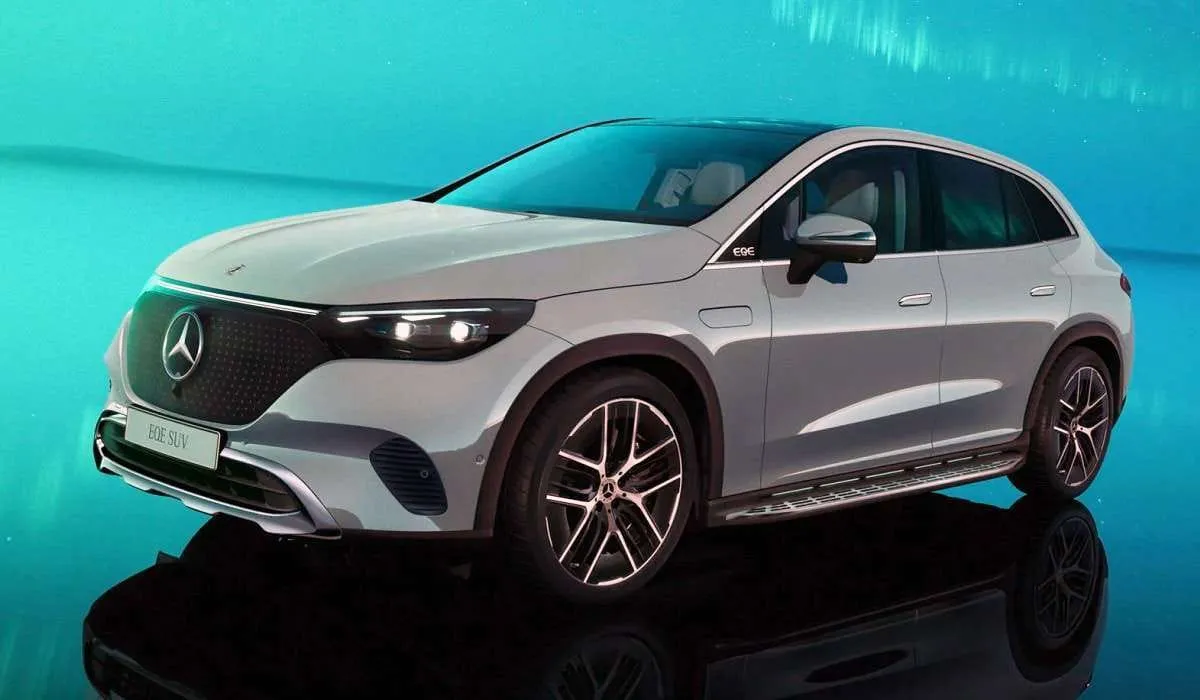 Pristatytas „Mercedes-Benz EQE SUV” elektrinis krosoveris