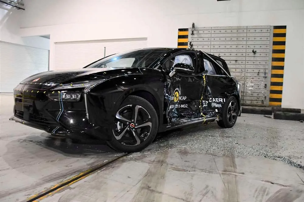 5 „Euro NCAP” žvaigždutėmis įvertinti 8 gamintojų automobiliai