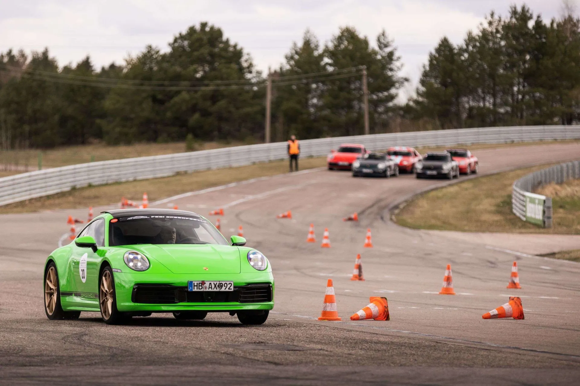 „Porsche“ entuziastų metai: rinkosi ne tik „gazuoti“, bet ir pažinti Lietuvą