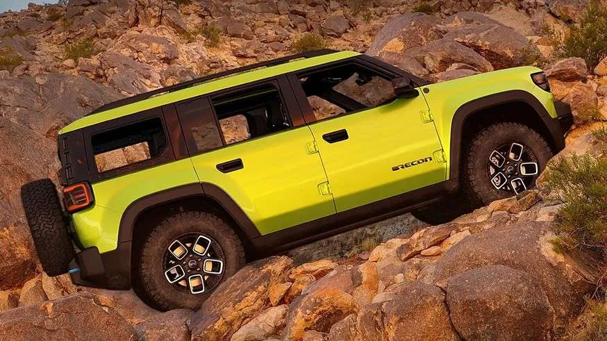 Iki 2030 m. „Jeep” išplės asortimentą Europoje: sąraše ir būsimas „Land Rover Defender” konkurentas