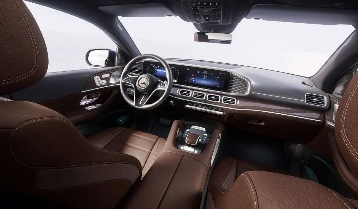 Atnaujinta visa „Mercedes-Benz GLE” šeima