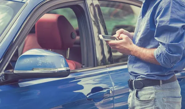7 išmaniosios automobilio funkcijos, apie kurias anksčiau galėjote tik pasvajoti