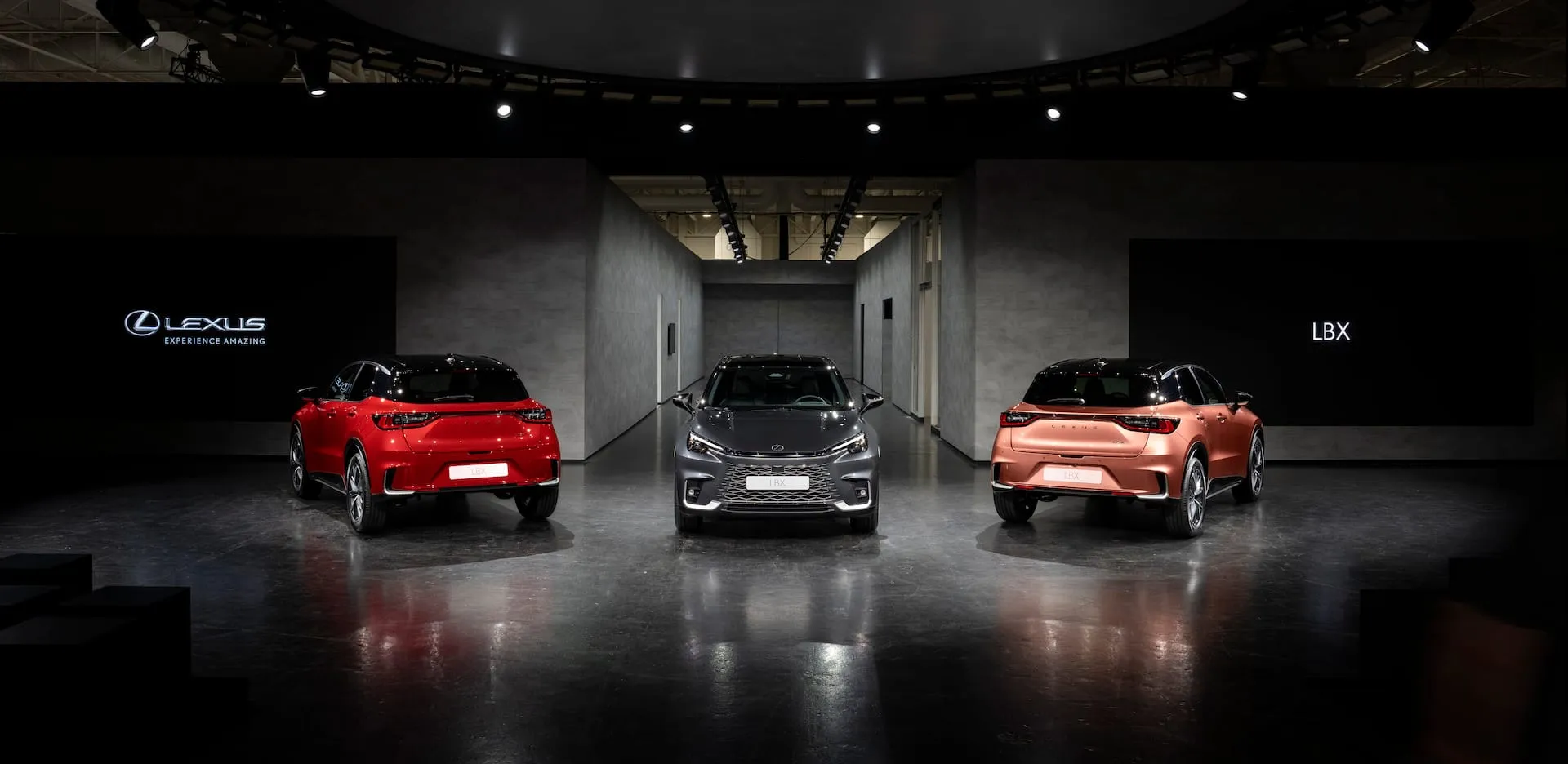 Oficialiai debiutavo naujasis „Lexus LBX“