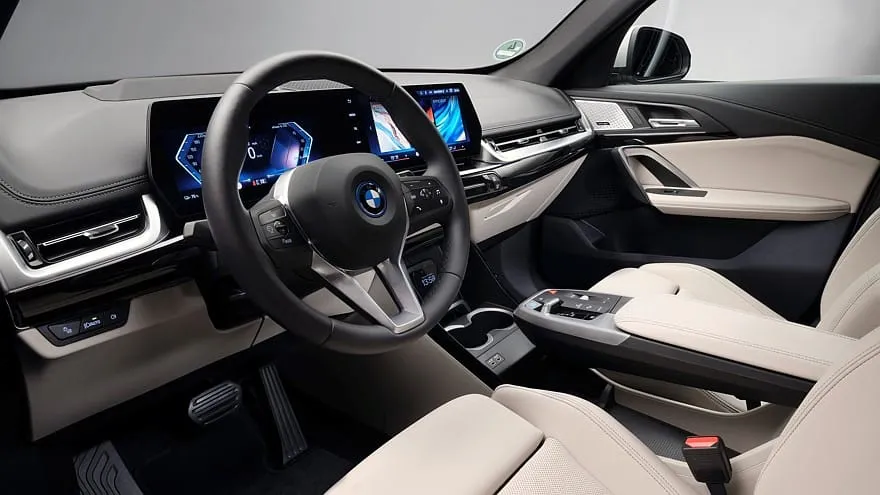 „Biudžetinis” BMW iX1 eDrive20 elektrinis krosoveris pasirodė esąs brangesnis už „Tesla Model Y