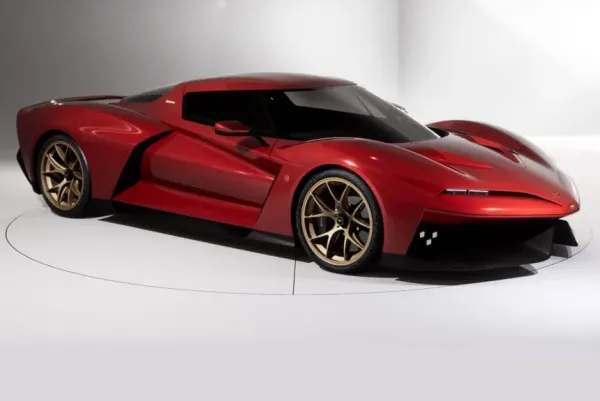 Bizzarrini hiperautomobilis "The Giotto": naujas bandymas atgimti