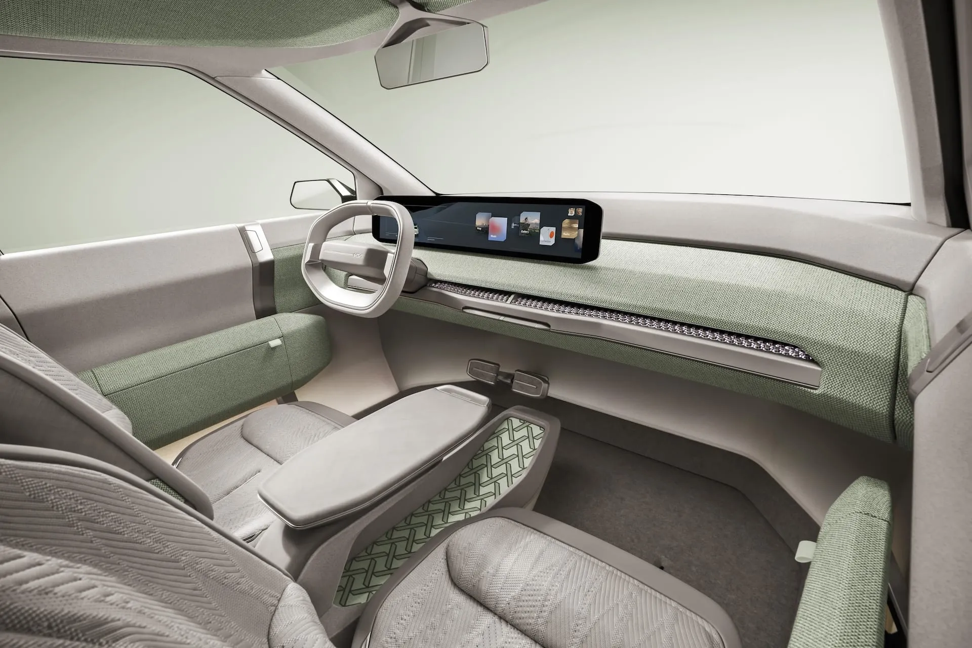„Kia“ pristatė naująjį elektromobilį EV5 ir du koncepcinius modelius