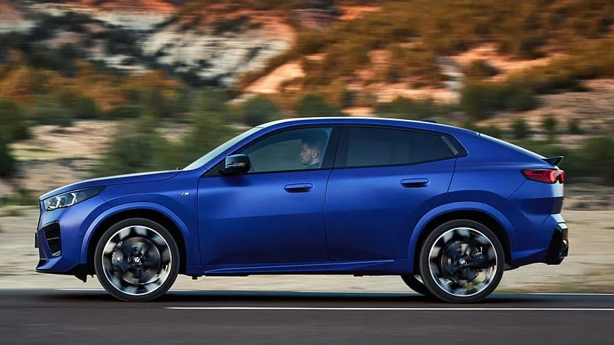 BMW naująjį X2 pavertė cross kupė, pristatė ir iX2