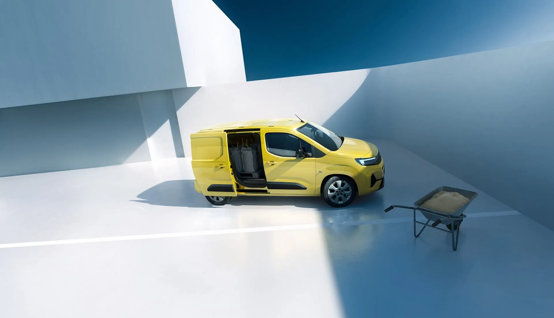 Pokyčių metas: „Opel“ pristatė naująjį „Combo“