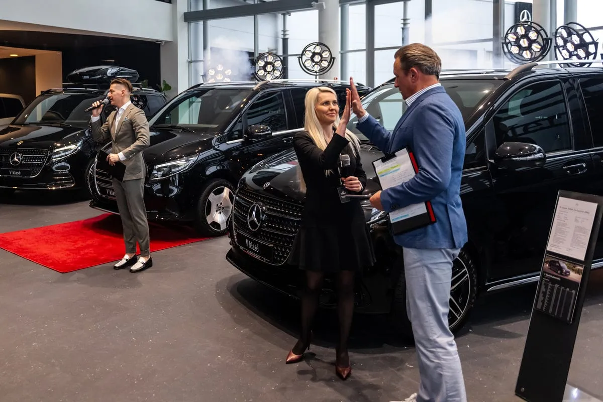Vilniuje iškilmingai pristatyta naujoji „Mercedes-Benz V klasė“