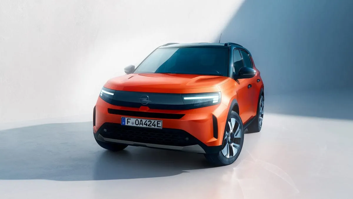 Naujasis „Opel Frontera“: sugrįžtantis visureigis turės ir elektrinę versiją