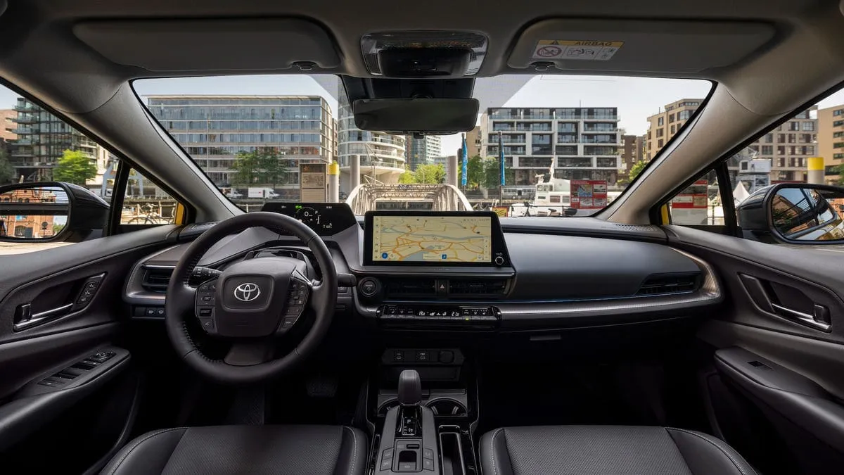 „Toyota Prius“ laimėjo apdovanojimą už geriausią pasaulyje 2024 m. automobilio dizainą