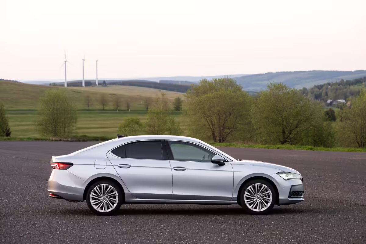 Nauji „Škoda Kodiaq“ ir „Superb“ modeliai per „Euro NCAP“ saugumo bandymus gavo aukščiausius įvertinimus