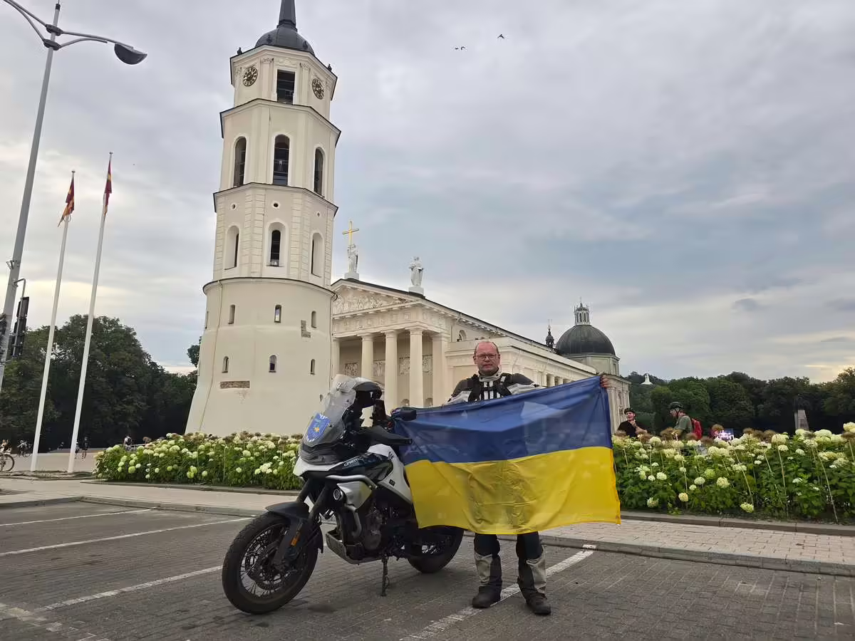 Per 109 su puse valandos apvažiavo Ukrainos kontūrą Europoje – kviečia pasiklausyti kelionės istorijos