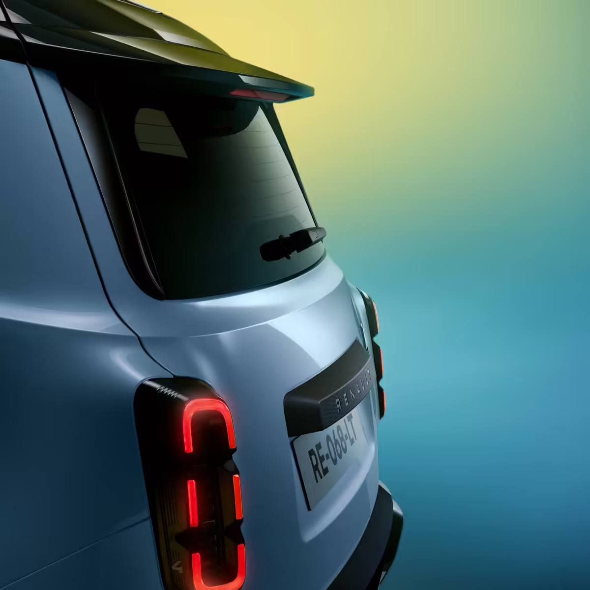 Žvilgsnis pro rombo skylutę: „Renault“ atskleidė naujojo elektrinio „4 E-Tech“ dizaino užuominų