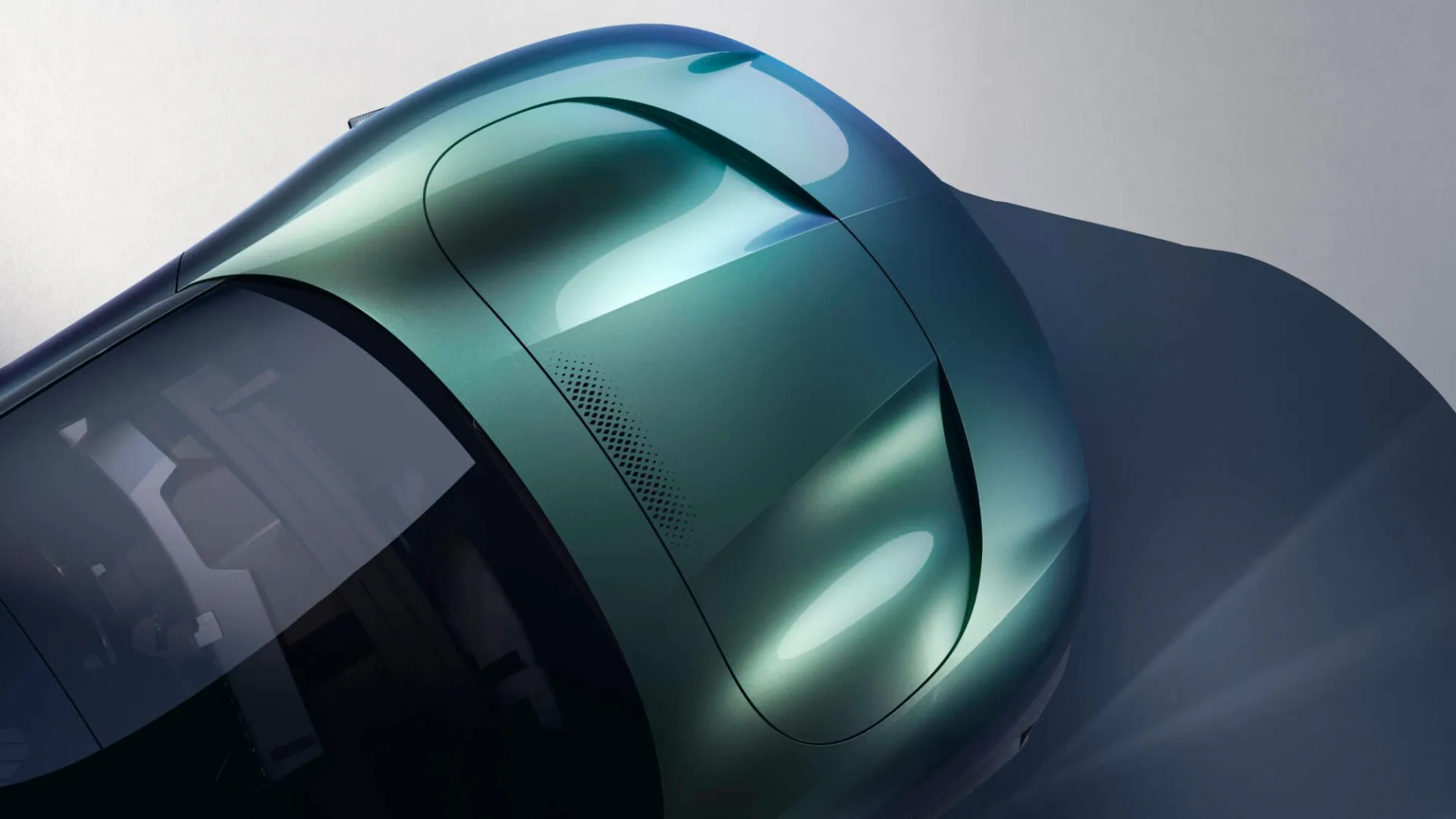 90 proc. tvaresnė „Renault Emblème“ koncepcija verčia naują lapą automobilių istorijoje