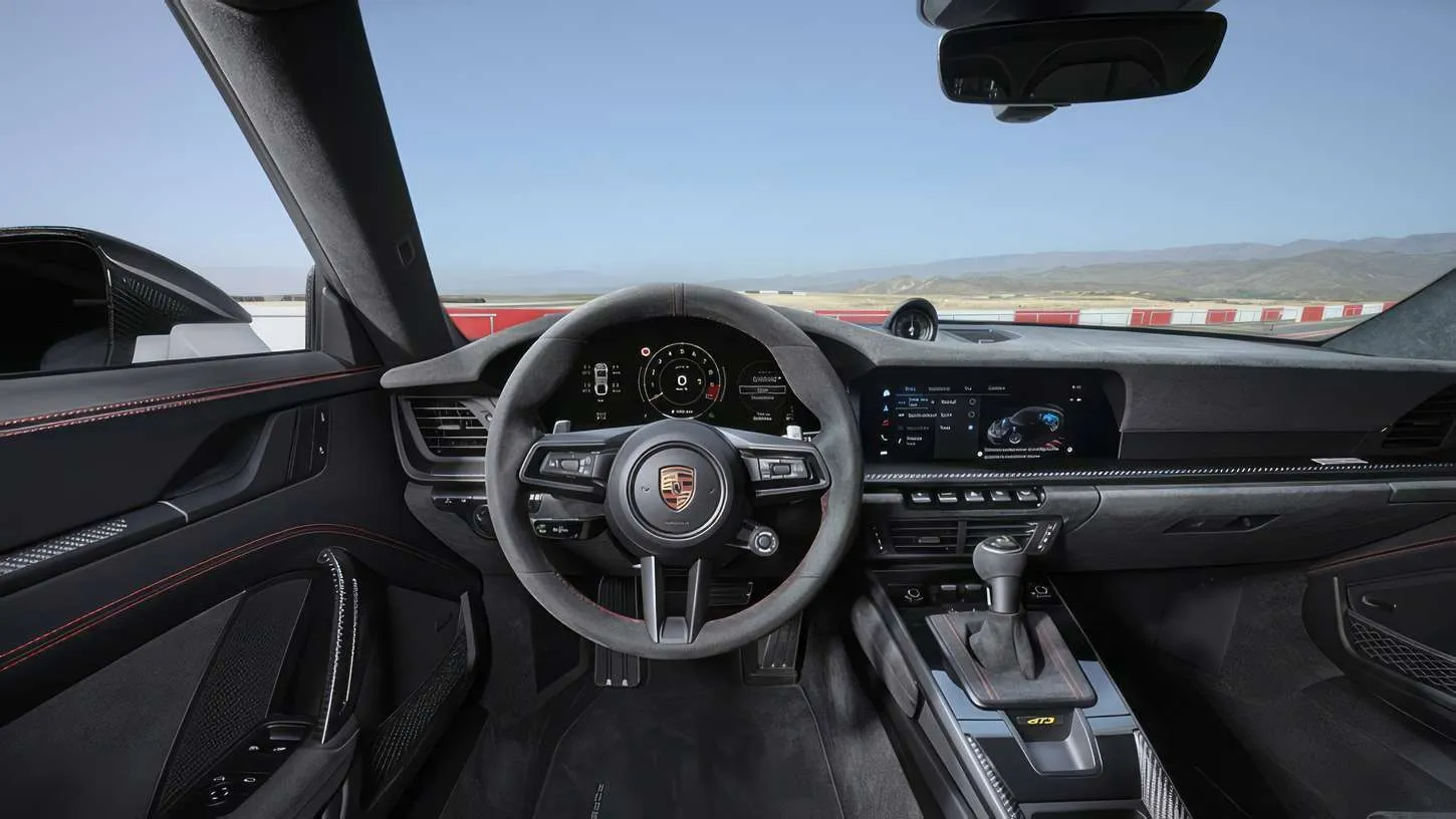 Atnaujintame „Porsche 911 GT3“ išsaugotas 4,0 l variklis, mechanika ir dinamika