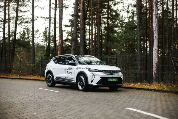„Metų automobilis 2025“: išrinkti pagrindinės nominacijos finalininkai