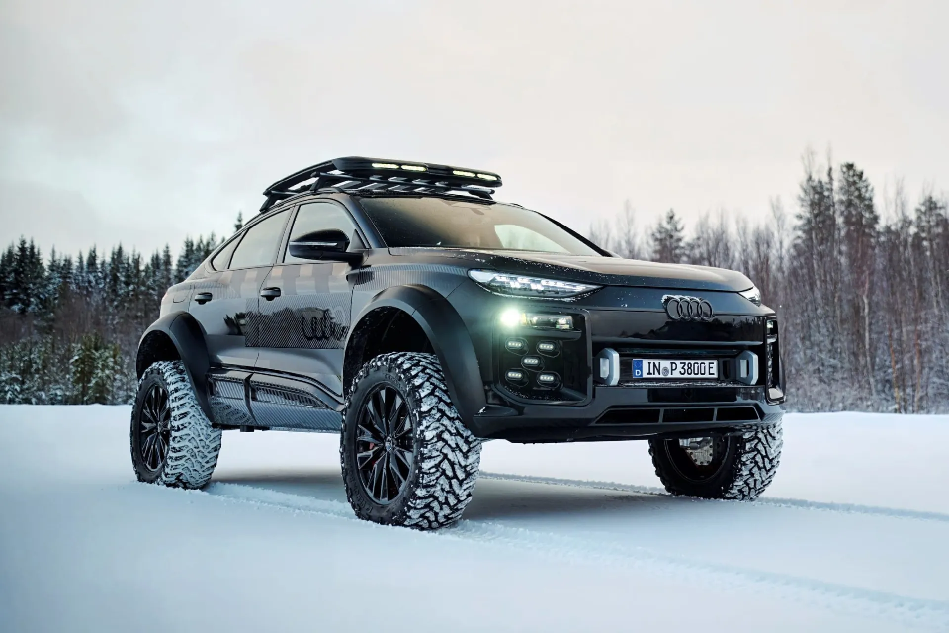 „Audi“ išslaptino ekstremalų ‚Q6 e-tron offroad‘