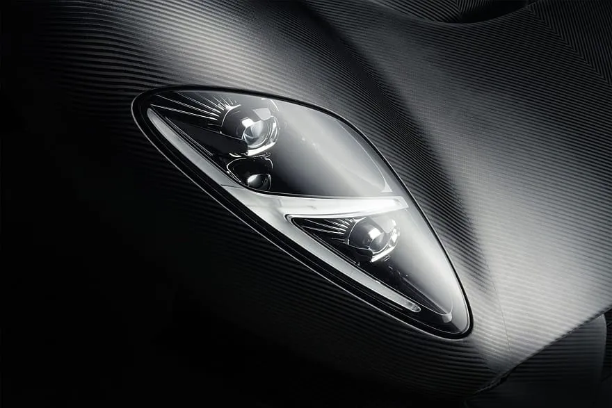 De Tomaso P72 vis dar kuriamas nors jau žadama pradėti gamybą