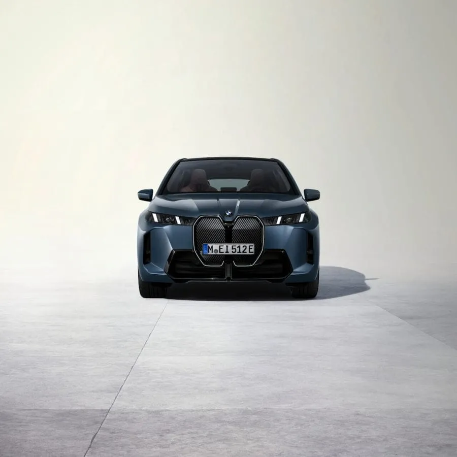Atnaujintas „BMW iX“ modelis viena įkrova įveiks 701 km