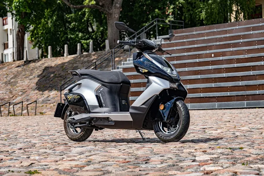Motociklininkas per kelias valandas: kas kokį motociklą gali vairuoti