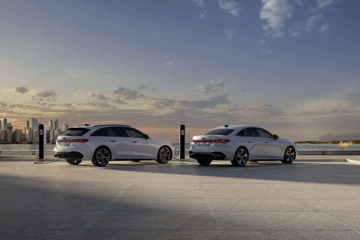„Audi“ pristato naująjį „A5 e-hybrid“: įkraunamas hibridas su įspūdingu elektra nuvažiuojamu nuotoliu