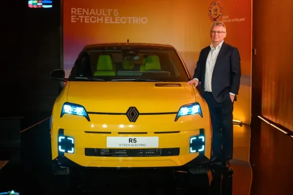 Latvijos sostinėje taps didžiausiu Baltijos šalyse automobilių entuziastų traukos centru