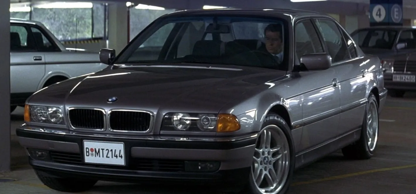 Automobiliai filmuose: ar reikia susimokėti, kad būti kino žvaigžde?