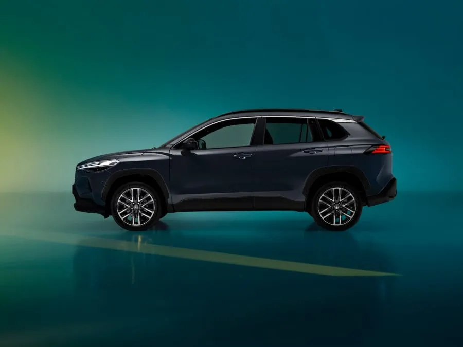 Atnaujintas „Corolla Cross“ – dar praktiškesnis automobilis šeimai