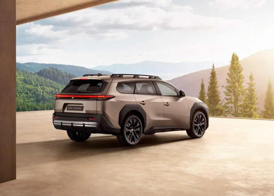 „Toyota“ pristato „bZ4X Touring“ – elektrinį šeimos SUV aktyviam gyvenimo būdui