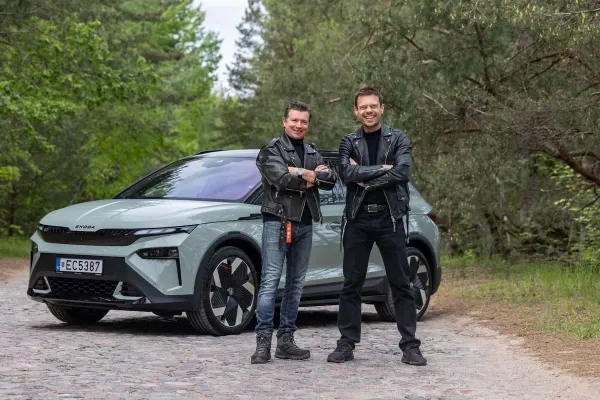 Vaidotas Žala jubiliejiniame „Press Rally“ subūrė dviejų Dakaro legendų ekipažą