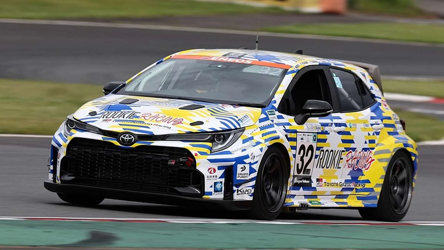 Pristatytas vandeniliu varomas „Toyota GR LH2 Racing“ sportinis prototipas