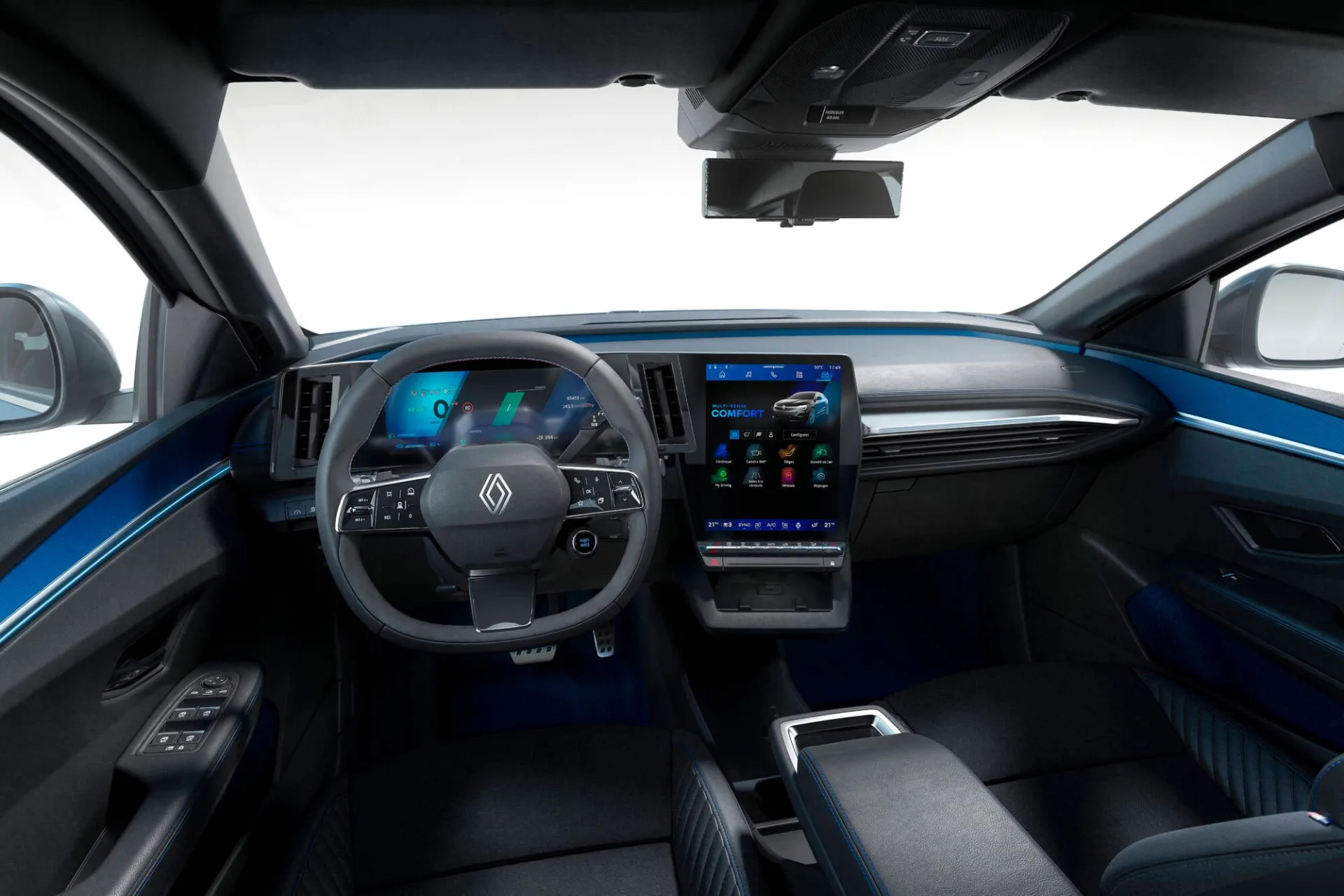 „Renault Megane E-Tech Electric“ nuo šiol siūlomas su dar daugiau technologijų, stiliaus ir universalumo